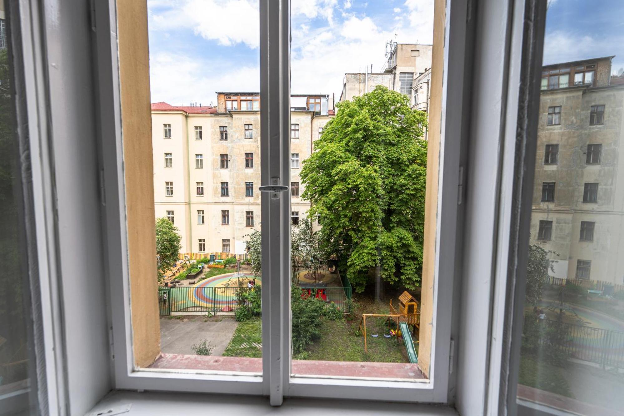 פראג Apartments Safarikova 18 מראה חיצוני תמונה